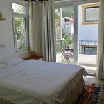 Hideaway Hotel 3*