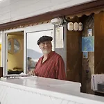 Hotel Hideaway