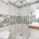 Hideaway 3*