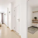 Hideaway 3*