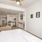 Hotel Hideaway
