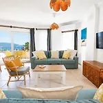 Hideaway Hotel 3*