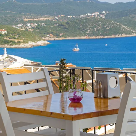 Hideaway 3* Каш