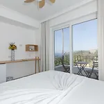 Hideaway Hotell 3*